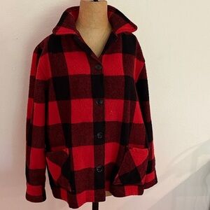 Bemidji Woolen Mills Minnesota sz M Red Black Plaid Jacket 22” p2p 24.5” L